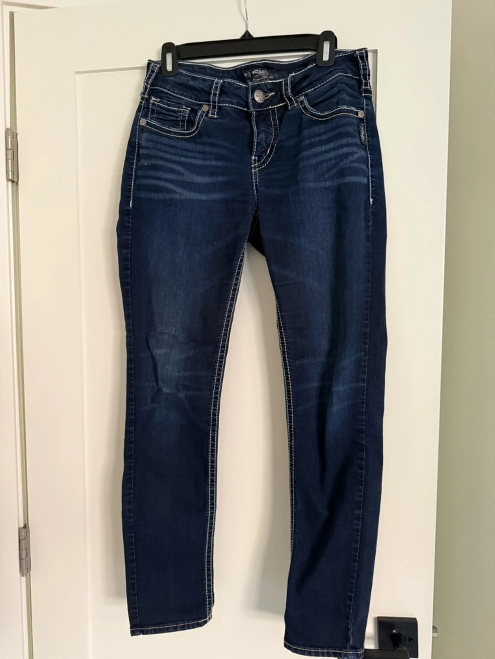 SILVER Suki Dark Wash Denim Jeans - Button Front - Picture 4 of 4